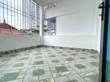 Hình ảnh Cầu giấy lô góc, nhà mới full nội thất - ô tô chạy qua nhà - kinh