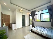 Hình ảnh CHDV bancol siêu đẹp, thoáng mát nằm ngay sát đường Trường Chinh