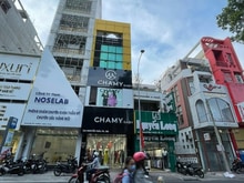Hình ảnh Siêu rẻ. Bán nhà 5 Tầng Mặt tiền đường Nguyễn Trãi . Ngang 5 x 21m .