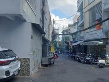 Hình ảnh Quận 3, XE HƠI ĐẬU TRONG NHÀ ✅️đường Lê Văn Sỹ, ngay tòa C.T group,Vie