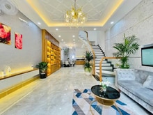 Hình ảnh Q.GV. Nhà mới, đẹp Nguyễn Văn Khối, 4.8x15, 3 tầng, 4PN