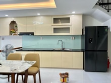 Hình ảnh Bán Nhà HXH Nguyễn Văn Nghi - PCC Số 5 ( 5 Tầng& Xe Hơi Ngủ Trong Nhà)