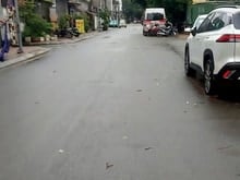 Hình ảnh BÁN GẤP! Nhà đẹp phố Trạm 44m2, ô tô đỗ cửa, 10m ra phố, chỉ 6.75 tỷ.