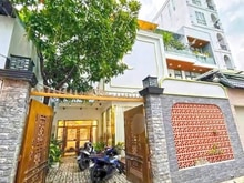 Hình ảnh Biệt Thự  2 Lầu Sân Thượng Mặt Tiền Hẻm XE TẢI NGUYỄN THỊ THẬP.Q7