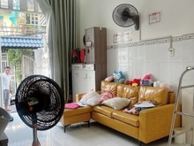Hình ảnh Bán Nhà Cấp 4 Sát Mặt TIền Nguyễn Văn Cự, Sổ Hồng Hoàn Công Đủ