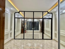 Hình ảnh Cho thuê Nhà ngõ Trần Quốc Hoàn DT 120m2 Giá 18tr/th full nội thất