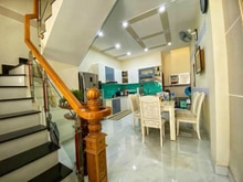 Hình ảnh Bán nhà 2 tầng đường Nguyễn Văn Linh nhỉnh 5 tỷ