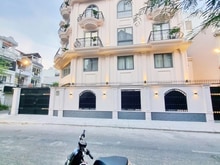 Hình ảnh Góc biệt thự mới xây Full nội thất đường số Tân Quy Quận 7