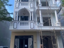 Hình ảnh Bán nhà 3 lầu Thuận An, BD + full nội thất, nhà mới đẹp đường thông