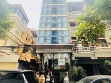 Hình ảnh Siêu đẹp ! Tòa văn phòng phố Linh Lang, lô góc, ô tô vào nhà, k.