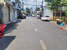 Hình ảnh Bán Nhà Mặt Tiền Đoàn Giỏi, Tân Phú, 48m2, 3 tầng, Chỉ 7 tỷ .