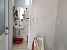 Hình ảnh Nhà nhỏ 23m2, Trệt lầu 2pn, Shr, hẻm ba gác đua.