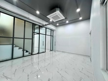 Hình ảnh Cho thuê Sala 85m2 giá thuê 25tr, bàn giao sạch, máy lạnh, thang máy