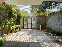Hình ảnh Cho thuê nhà đường sân vườn 3 phòng ngủ Lê Văn Duyệt view sông Hàn