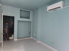 Hình ảnh Nhà cho thuê Mặt tiền đường Nguyễn Cảnh Chân, P. Cầu Kho, Q1