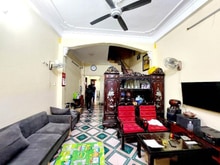 Hình ảnh Kim Ngưu 40M 6.95 Tỷ - Thoáng trước sau - Ô tô đỗ gần - Ngõ thông