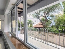 Hình ảnh Bán CHDV 159m2, ngang 10m, 19 phòng, thang máy, doanh thu 115 triệu