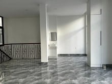 Hình ảnh Nhà phố 84M2 cho thuê trệt + lầu 1- 15TR lối đi riêng