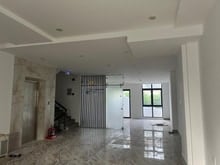 Hình ảnh Cần Bán Gấp Tòa Nhà VĂn Phòng Nguyễn V Kỉnh, TML, Hơn 800 m2 Chỉ 75 Tỷ