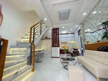 Hình ảnh Nhà đẹp-DT 5x14m-3 tầng-3PN-MT Lý Thái Tổ - Vĩnh Hòa - CHỈ 6t9 TỶ.