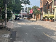 Hình ảnh Bán lô đất hướng tây, 5x20m, giá 11,9 tỷ. Khu Tên Lửa. Bình Tân.
