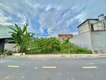 Hình ảnh Lô đất ngộp 200m2 giá 700tr, đường Lê Minh Nhựt Tân Thông Hội Củ Chi