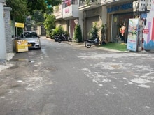 Hình ảnh Măt đướng Võng Thị - Võ Chí Công 70m2 mặt tiền 4,7m, 4 tầng.