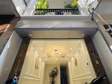 Hình ảnh Phân lô phố Phùng Chí Kiên, ô tô vào nhà, thang máy,vỉa hè,60m2-5T