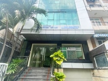 Hình ảnh VIP! Tòa nhà đường Hoa Lan Phú Nhuận 8x18m 3 Lầu Hầm có THANG MÁY