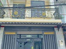 Hình ảnh Nhà 1 lầu hẻm 639/74/ Hương Lộ 2, Bình Tân, DT: 4 x 14m, Gía: 4.8 tỷ.