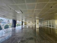 Hình ảnh Văn phòng gần sân bay, Diện tích 300-360m2 giá 220.000/m2/tháng