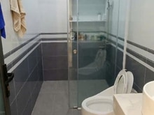 Hình ảnh NHà đẹp ngay HOÀNG HỮU NAM,  LÊ VĂN VIỆT,hẻm xe hơi tránh  nhau.