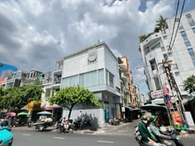 Hình ảnh Cho thuê nhà góc 2 MT nhà đẹp Nguyễn Đình Chiểu Q3