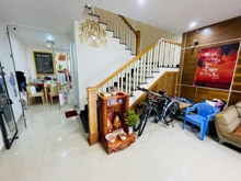 Hình ảnh Vỡ nợ bán nhà đường Đình Phong Phú, Q9, 60m2, Gía 990 triệu SHR - Hxh