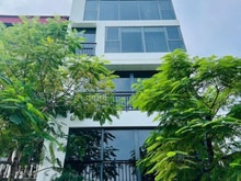 Hình ảnh Cứu chủ! Bán nhà phố Trung Hòa, thang máy, kinh doanh, sát phố, 49,5m2