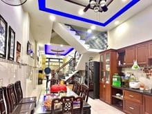 Hình ảnh Cần tiền bán nhà trung tâm quận Thủ Đức, nhà mới đường Võ Văn Ngân