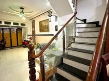 Hình ảnh Chính chủ Kinh doanh thua lỗ bán nhà Đ.Đoàn Văn Bơ q4 1 tỷ 350tr shr