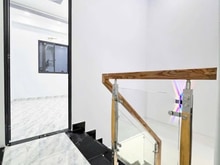Hình ảnh Bán 64m2, 875tr nhà đường Cao Thắng ,Q10, gần trường, sổ riêng