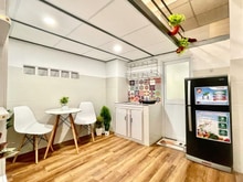 Hình ảnh Căn Hộ Có Gác - Nằm Ngay Ngã tư Hàng Xanh - Bến Xe Miền Đông