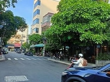 Hình ảnh Tòa nhà vp MT Hoàng Hoa Thám khu dự án nhà ga T3, P.12, TB DT: 6x25m.