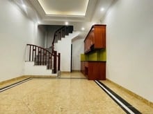 Hình ảnh Cần bán căn nhà 30m x 5 Tầng, Bát Khối - Long Biên, Ngõ thông Ô tô qua