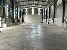 Hình ảnh Cho Thuê 55tr Xưởng 1000m, Sân 1700m Tân Đông Hiệp Dĩ An. Xe Container