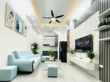 Hình ảnh Bán nhà Ngọc Lâm, Long Biên, ô tô đỗ cổng, 48m2 giá 6.1 tỷ