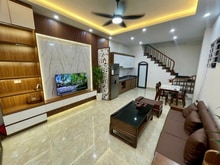 Hình ảnh Siêu hot,bán nhà Nguyễn Văn Linh, Long Biên,ô tô đỗ cửa, 45m2 giá 5 tỷ