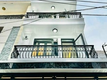 Hình ảnh Bán gấp nhà Phạm Văn Hai, Tân Bình, 65m2, giá 4tỷ150tr, sổ hồng riêng