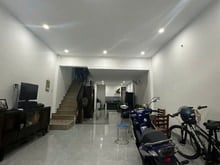 Hình ảnh Cho thuê nhà 3 tầng full nội thất đường Hòa Minh