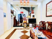 Hình ảnh Chủ cần bán giá 3tỷ010 còn TL, nhà MT đường NgôGiaTự Q10, 1T2L 3PN3WC