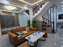 Hình ảnh Nhà 35m cực đẹp Cầu Giấy. 4 tầng, 4 ngủ,full nội thất ở ngay.Giá 6.4tỉ