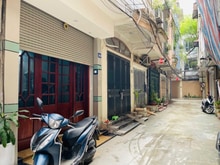 Hình ảnh Bán nhà Chùa Bộc oto vào nhà, 42m 4ngủ. Hạ chào 600tr còn 11,9tỷ