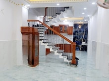 Hình ảnh Bán Nhà Hẻm Ô Tô Đường Chiến Lược, 2 Tầng, Thiết Kế Hiện Đại